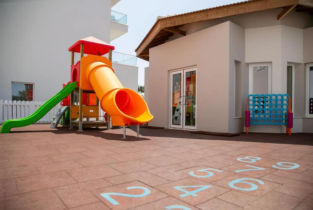 Vangelis Hotel & Suites Protaras
