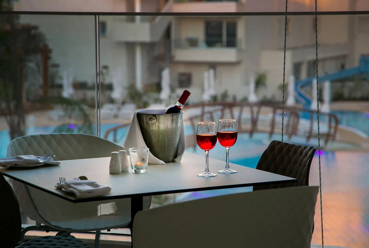 Vangelis Hotel & Suites Protaras