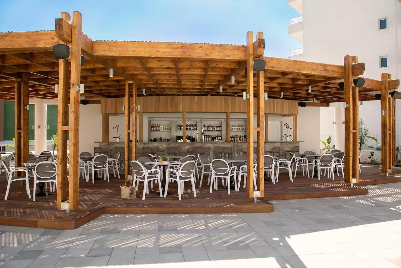 Vangelis Hotel & Suites Protaras