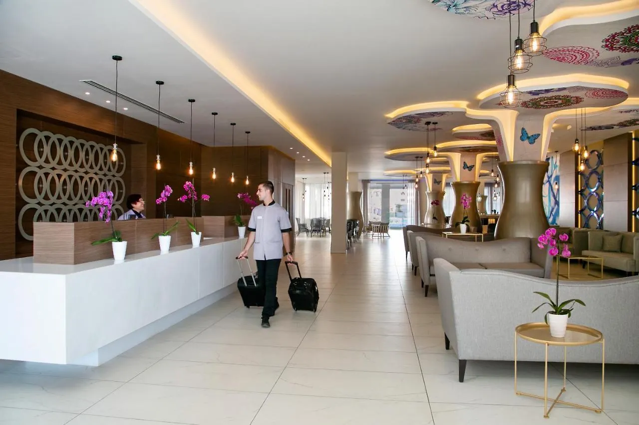 Vangelis Hotel & Suites Protaras